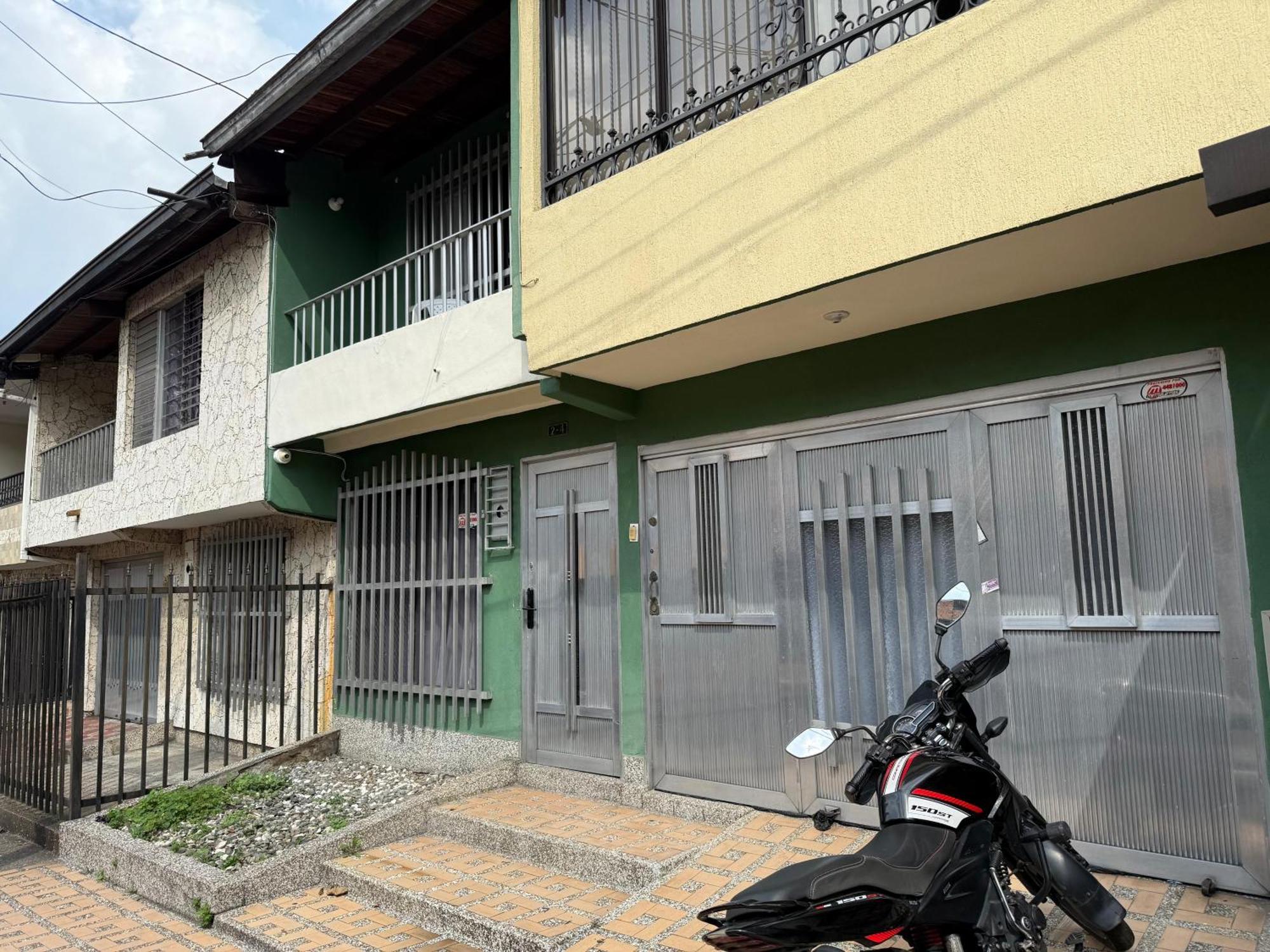 Road Living Home Medellín Kültér fotó